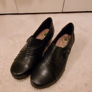 Earth Origins Black Shoes
